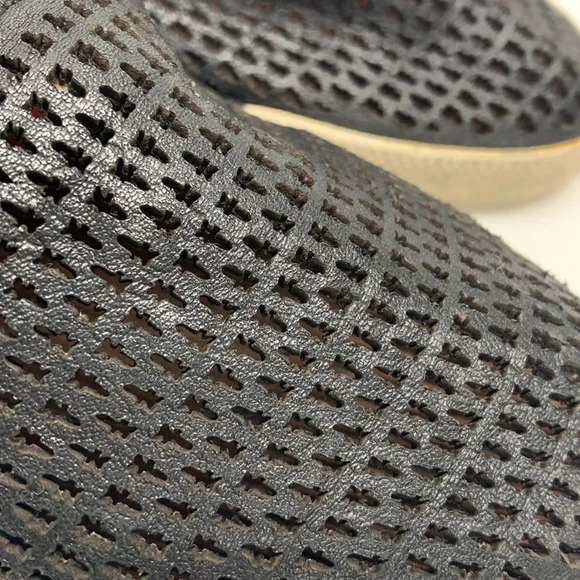 Frye Melanie Sneakers Perforated Laser Cut Logo Slip On Shoes Leather Black 5.5 - Picture 4 of 12